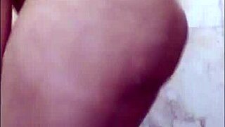 Oh My God, Chubby Indian Amateur With Big Natural Tits Milks And Fingers In Bathroom Solo!