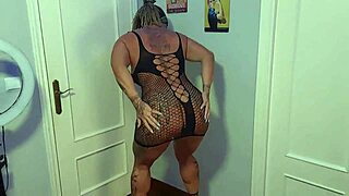 Muscular Bodybuilder With Big Clit And Tits Deepthroats And Fucks In Anal Squirting Rimjob Action