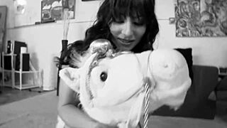 Super Horny Milf Afternoon Fuck With Wet Pussy And Passionate Orgasm Moans