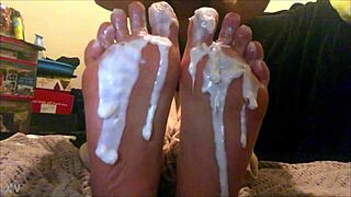 18 Year Old Latina Gets Creamed During Webcam Foot Worship With Sexy Toes And Petite 18+ Feet
