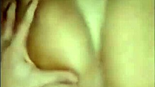 He Boldly Fingers Her Big Ass While Pounding Her Pussy In Amateur Cuckold Action With Bumbumgigante