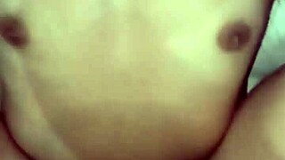 Essa gosta de levar pau in hardcore doggystyle with cumshot on big ass from amateur slut.