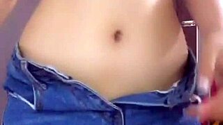 hey, check out this vietnamese asian girl showing off in her solo performance, it's super hot with all the teasing
