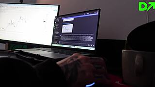 My sexy stepsister prevents me from learning trading