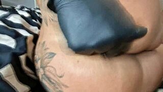 Danaxmuscles the muscular bitch starts by sucking her neighbor's cock. Then she takes it deep in her ass for intense anal fucking.