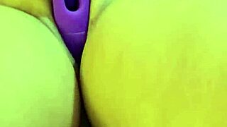 Milf latina se lleva corrida en coño mojado con orgasmo real