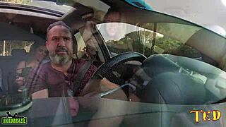 Wow, check out Victoria Dias and Rob Carvalho causing chaos on the way to that outdoor Brazilian shoot.