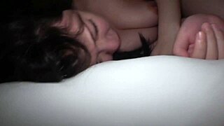 河村さんは女性が苦手だけど男性経験人数は3桁を誇るヤリマンビッチだったあの時は後味が悪い恋愛をしてきて、ある時は恋人でもある男性と女性2人 恋人同士 と一緒に住んだことのある河村さんはsexに対して量より質を求めるんだって With Big Tits Pussy Homemade Cumshot Boobs In Japanese Amateur Action