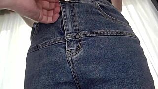 why is this innocent college girl squirting so much... making the bed a total mess??