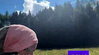 ¿Estos culos tatuados me llevan al orgasmo? Meta finishline con modelo inked