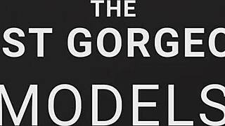 闺蜜Mary Rock和Eve Sweet激吻互舔小穴天然奶晃高潮女同