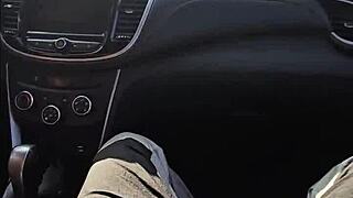 Driftwood and barefoot kontessa enjoy a relaxing day at the beach with handjob fun.