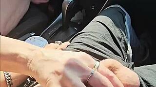 Driftwood and barefoot kontessa enjoy a relaxing day at the beach with handjob fun.