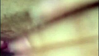 ASIAN SLUT MASTURBATES ON WEBCAM!