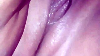 ela e insaciavel masturbating solo in voyeur scene
