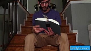 I'm sexy teen blonde Natalie Knight getting my juicy pussy fingered. I give an amazing blowjob too.