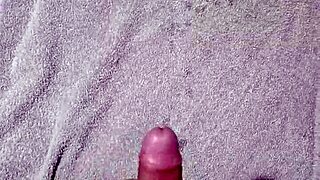 Cumshott scene with solo masturbation and moaning