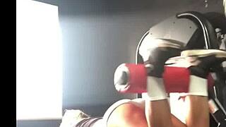 hey girl, working out that big ass booty today