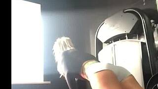 hey girl, working out that big ass booty today