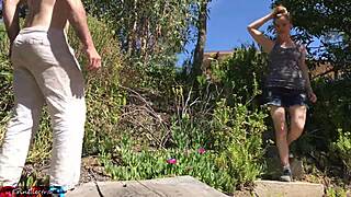 teen stepdaughter erin electra rides gardener outdoors and takes cum facial in backyard