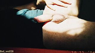 Hey that penis handjob at sunset looks crazy sensual with muscular bodybuilder in outdoor exhibitionist fetish