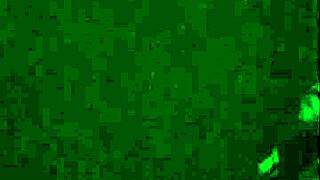 Brooke Displays Her Sexy Feet