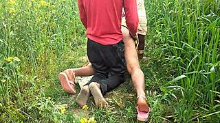 Indian Desi Teen 18+ Gets Wild Outdoor Fucking in Hindi Language Scene!