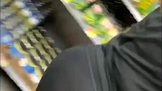 Nalgona with that big ass voyeur view 😏