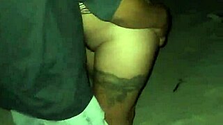 Manoseada y exhibida en playa publica with fingering and pussy play!