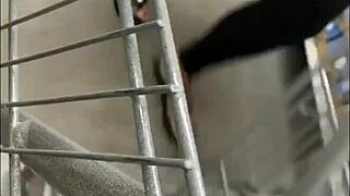 Nalgona with that big ass voyeur view 😏