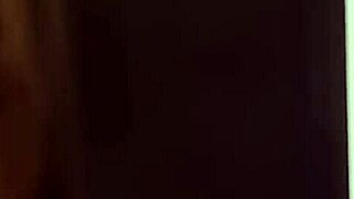 Arrivo A Casa Trovo Matrigna In Doccia Mi Sego Sborro Mentre Si Doccia - Enorme Cazzo Sborrata Pazzesca