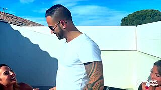 i cant believe vittoria an' pam these two goddeses sharin a cock like that in ffm lingerie fun