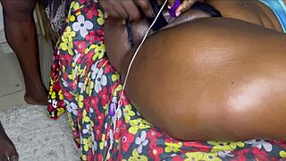 baise moi encule mon gros cul avec ta grosse bite black et défonce ma chatte avec ce sex toy fait moi jouir