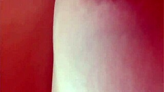 gretala si pizzica il capezzolo with her big natural tits