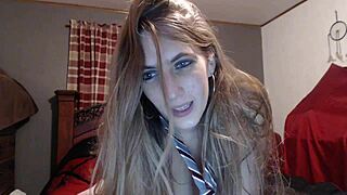 Roxxxanne69 finger play with intense masturbation as milf solo.