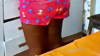 my ebony wife with big natural tits and huge ass gets naked outdoors passing hidratante