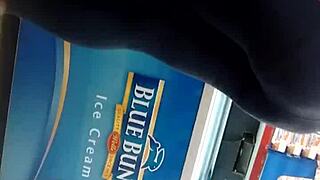 vid 20160325 194025918 captures hidden candid ass in leggings from retro blue films