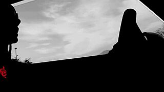 Follada rough in public street at night with anal fisting and squirting