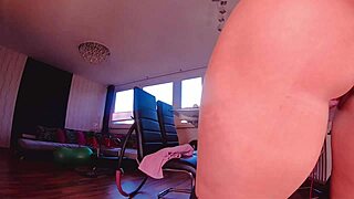 Twerk Strip Ride a Big Ass Reverse Cowgirl Adventure with Bent over Doggystyle and Fat Milf Spreading