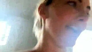 lindsey pelas webcam amateur naked big tits blonde boobs