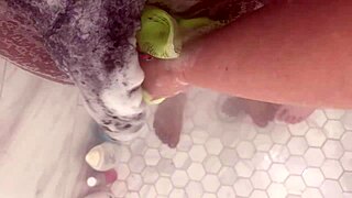 stepsister takes creampie in big ass