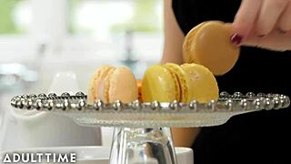 Abella Danger and Jane Wilde Lick Pussy on Kitchen Counter