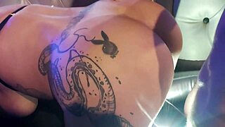 i met a charming lady from metropolitan area at private club