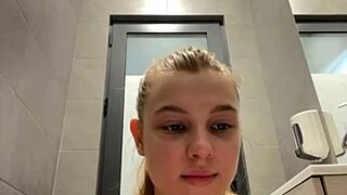 Fingering Wet Pussy Close Up in Public Outdoor Setting with BBW Teen 18+ Amateur Reaching Orgasm.