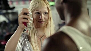 Blonde's Deepthroat Blowjob In Car Gangbang Double Penetration