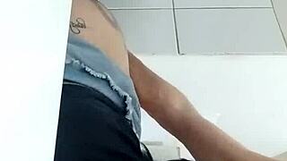 estaba cocinando y termin� follada y llena de leche by this colombian latina milf pornstar with tattoos in european mexican style