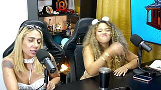 Novinha Safada Lifts Up To Show Cuzinho And Winks At Camera With Brazilian Casting Interview And Outdoor Pussy Action.