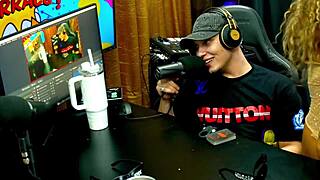 Novinha Safada Lifts Up To Show Cuzinho And Winks At Camera With Brazilian Casting Interview And Outdoor Pussy Action.