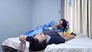 la enfermera empezar�a con el tratamiento y no imaginaba que ser�a con mi polla dentro de su co�o que enfermera sucia