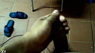 Xem shows cute beautiful sexy moves leading to intense lồn to satisfaction.